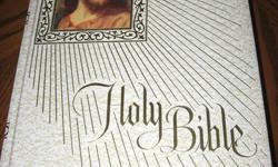 this bible in mint condition barley used at all asking 40