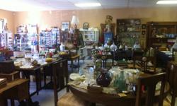 Callander Antique Market
26 Main St. N. Callander - 705-752-1217
New hours: Thursday - Sunday 11am - 5pm
Come check out the wide variety of antiques and collectables, stock changing weekly.
Some items available include:
-Furniture
-Artwork
-Glassware