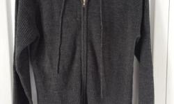 Ladies dark grey hooded zipper sweater
Brand: Request
Size: Large
