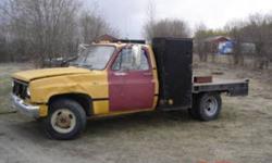 1989 chev 1 ton with welding deck
v8 4 speed dual wheels
toolbox on each side
needs minor work
put a battery in it and drive it home
call do not email does not work
780-532-9114