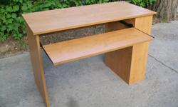 Wood Veneer Desk
Width 20" (50 cm)
Length 42" (106 cm)
Height 28" (72 cm)
Side shelves 7" (18.5 cm) Depth x 18" (45 cm) Width
Pull-Out Drawer 10" (25 cm) Depth x 31" (79 cm) Width