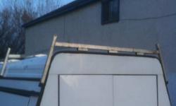 White Leer 8 foot long barn door contractor cap with working locks
This ad was posted with the Kijiji Classifieds app.
