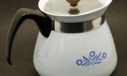 Having lots of folks over for tea? Then this is the teapot for you.
 
This is a wonderful and rare vintage Corning Ware Blue Cornflower 2 Quart Teapot.
This Cornflower pattern was the most popular pattern and longest pattern produced by Corning,