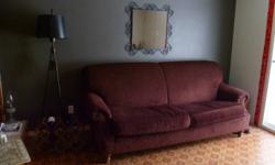 Renovating must sell Couch - Sklar Pepplar great Shape
 $200 o.b.o