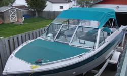 1994 Crestliner Sportfish with 150 evinrude...Its an 180 sport fish..Boat has the 150 evinrude not the 120 johson...Boat comes wtih full stand up top , full travel cover, four pedestal seats, and rear bench...Has livewell, , bow converts to a fishing