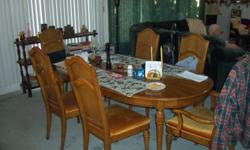 dining table with leaf and hutch and 6 chairs call pete after 6 705-637-0532     500$ or obe