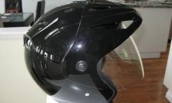 In excellent condition with little use and never dropped. Arc A-202 Open face helmet with retractable visor in size Medium. (fits head circumference 57-58 cm or 22.44-22.84 inches). Similar to the Bell Mag-9 in appearance.
Thermoplastic Shell
Removable