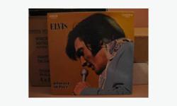 1 record entitled "Elvis almost in love" (1970). Excellent condition.
Includes:
"Almost in Love"
"Long Legged Girl
"Edge of Reality"
"My Little Friend"
"A Little Less Conversation"
"Rubberneckin'"
"Clean Up Your Own Backyard"
"U.S. Male"
"Charro!"
"Stay