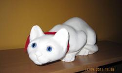 Life Size Cat
Very Good Condition
Call
905 538-3172