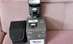 Nissin i40 Flash for Fujifilm.
Mint condition, used only a few time
TIPA award for best portable lighting 2014
see: http://www.nissindigital.com/i40.html