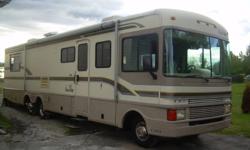 36', 14' SLIDE,ONAN 5500  GENERATOR, FORD 460 ,80000KMS, AUTOMATIC, AIR , TILT, CRUISE, STEREO, SLEEPS 6, REAR WALK AROUND BED, WINTER PACKAGE , DUAL PANE WINDOWS, DUAL DUCTED A/C,  2 FURNACES, NEW TIRES, ELECTRIC STEP, STOVE, OVEN, CLEAN CONDITION, NO