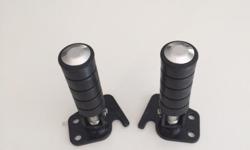 Brand New
2007 Yamaha V Star Classic 1100cc
Rear foot Pegs
Retail $230.00 a pair
$150.00 for pair