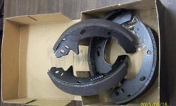 New in box set of rear brake shoes for Ford Taurus. Monroe Premium 016-2740-01
Sold car before installing them. $ 30.00