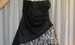 size 3/4
no alterations, worn once for a graduation ceremoney, excellent condition, fitted, and very elegant.