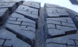 Set of four 255 / 40 / 17 Pirelli SnowSport 240 winter tires.. Almost New -- 90% or more tread..
"V" Rated high performance Tires
Tires have no leaks, cuts or uneven wear...
Suitable tires for Mercedes C, CLK , SL , CL , S-Class , E-Class , BMW 5 Series ,