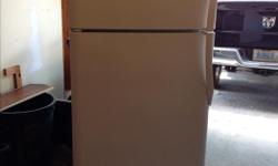 Frigidaire gallery 20.6 cubic foot frost free. Maytag capacity plus ceramic stove. Panasonic inverter microwave ( stainless steel ) all appliances have no issues. Reason for selling we upgrade to all stainless steel.