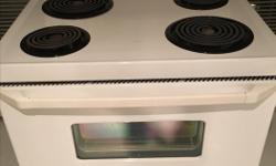 Renovation sale 30' stove white self cleaning in good condition