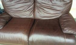 n good condition.
Genuine power Leather power Reclining Love seat
I can delivery to you
delivery fee. $25 in Victoria. thank you.