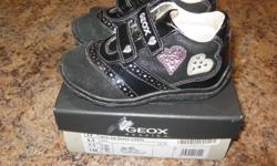 Girls GEOX patent leather and suede toddler shoe size 6.5US 22EU  in excellent condition.  Paid over $80 at Kiddie Kobbler in Ottawa.  VERY CUTE and STYLISH!