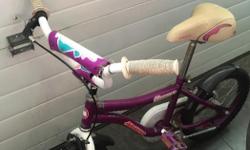 Girl's bike 16" . In good condition