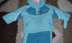 I am selling a 2 piece Girls Columbia Snow Suit size 2T
 
In good condition, except the zipper on the coat will need replacing (the tab for the zipper has come off)
 
$10
 
Thanks.