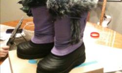 Girls Gusti size 13 purple winter boots. Worn once and they are too small. Excellent shape. Purchased at Sears.
This ad was posted with the Kijiji Classifieds app.