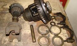 Two 7.5" rear differential carrier assembly's for sale, fits 1980's GM vehicles.(S10, Camaro, full size Chev)
One unit is a POSI with 2.93 Gears
Ring gear stamped #GM558692   14:41
 
Other unit is not posi with 3.73 Gears
Ring gear stamped #344162