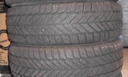 Goodyear Ultra Grip winter tires
Set of 4 - Directional
Excellent condition
 
215 65R 16