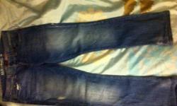 Two pairs of Guess jeans - size 12. Barely warn.
This ad was posted with the Kijiji Classifieds app.