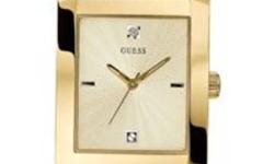 Gold Guess Watch. Good Condition
call/text 705 559 9659
$100 + online (e b a y), asking $75 because its been worn a lot.