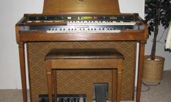 FOR SALE
HAMMOND ORGAN
EXCELENT CONDITION
$500 OBO