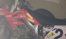Hey I have a Honda crf 450 r I'd like to trade for a 2009 / 2011 Kawasaki ninja 250/ 250 r, or a hyosung gt250, call or text 403 9069 I don't email back! Bike works greeeat
This ad was posted with the Kijiji Classifieds app.