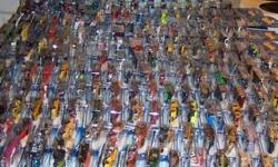 Over 400 hotwheels for sale.
$1.00 each or 50 for $40.00. Or make me an offer. They are all still in their packaging. Great deal just in time for Christmas.
 
Call Tony @ 403 345 2162