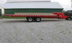 2003 - HD Tilt & Load, 25' wood deck with last 6' steel, 12,000 lb. winch, hydraulic lift, 13 HP Honda engine, electric start, recent safety, electric brakes, tandem axle duals,
$8900.00 OBO