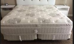 Kingsize bedframe boxspring and matress
Like new condition
Sealy postrapeudic
Were down sizing
The bed, Its super comfortable
Quick-sale pick up for more info text to have your questions answered
# 778 775 0611
thank you