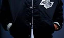 This Is A Rare Jacket And Highly Demanded One Of The Classics In The Starter LineUp.The Black And Silver L.A. Kings Original Starter Perfect To Bring That SnapBack (Snapback ,Snap back) to another level. The Jacket Is Mint No Stains Rips .The Pics Of