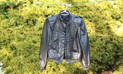Ladies black leather bomber jacket size 9/10