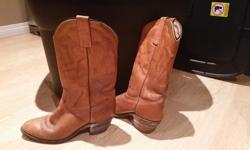 Size: 8A
Tan Leather