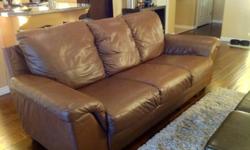 Like new! Dark brown genuine leather couch and love seat. Must sell.
This ad was posted with the Kijiji Classifieds app.