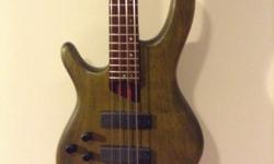 **GATINEAU**
LEFT HANDED CORT ARTISAN B4 AS ACTIVE 4 STRINGS BASS - CUSTOMIZED
BASSE GAUCHÃ�RE CORT ARTISAN B4 AS POUR GAUCHER - PERSONNALISÃ�E
-SWAMP ASH BODY, ROSEWOOD FRETBOARD, WENGE AND MAPLE NECK, 34'' SCALE
-CUSTOMIZED BODY AND HEAD, MEDIEVAL GREEN