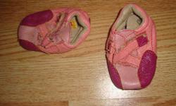 I have a pair of Like New Leather Pink Slippers Size 3-9 months Bumkids for sale! These are in excellent condition and would look great in your child's room or to give as a gift.
Comes from a non-smoking household. Do not miss out on this excellent