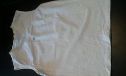Perfect used condition lululemon top size. 4
Live in cobble hill but work in Langford