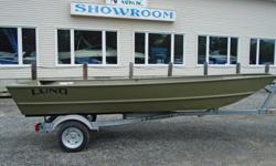 If you're serious about buying a Jon boat, take a serious look at Lund. Lund Jon boats are easy to store, easy to maintain, and with functional and durable hull design, your Lund Jon boat will take you to areas other boats can't reach.
1040 Jon
LENGTH: