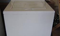 Selling a top loading Maytag washing machine- it is heavy duty 2 speed super capacity in good running condition