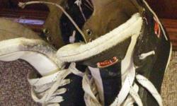 Men's CCM Tack Hockey Skates
Like NEW
Titanium blades
Includes recent sharpening
MUST BE SEEN!
Best offer to $75
For Immediate response call/text to:
PETER
613-850-6490