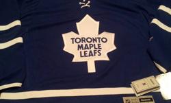 Reebok Toronto Maple Leafs Premier Home Jersey
Mens Size XL - Brand New
Reason for selling: won it as a door prize and don't really want it