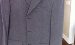 Plain grey suit from Mexx, worth over $400 brand new
Size 40 jacket 30W pants
Perfect for work or any occasion. Grey goes well with blue, white or pink dress shirts for a sharp look.
Modern fit 3 button jacket and pants that are boot cut, perfect for a