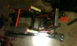 Motorcycle jack in excellent condition!!!
 
HALF PRICE!!!