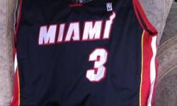 I have the following NBA jerseys for sale, all jerseys are official, and stitched. They are all brand new and un-worn.
LEBRON JAMES, HEAT JERSEY
CARMELO ANTHONY, DENVER NUGGETS
TRACY MCGRADY, HOUSTON ROCKETS
BARON DAVIS, GOLDEN STATE WARRIORS
VINCE