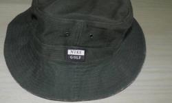 Nike Golf Hat - Tilley style. Colour is dark forest green (See Pictures). In Mint Condition.
 
Thanks!
